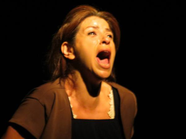 Roueida Ghali in performance